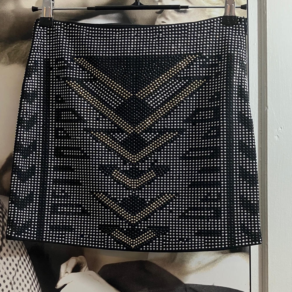 Forever 21 Black and Gold rhinestone Geometric patterned Mini Skirt small